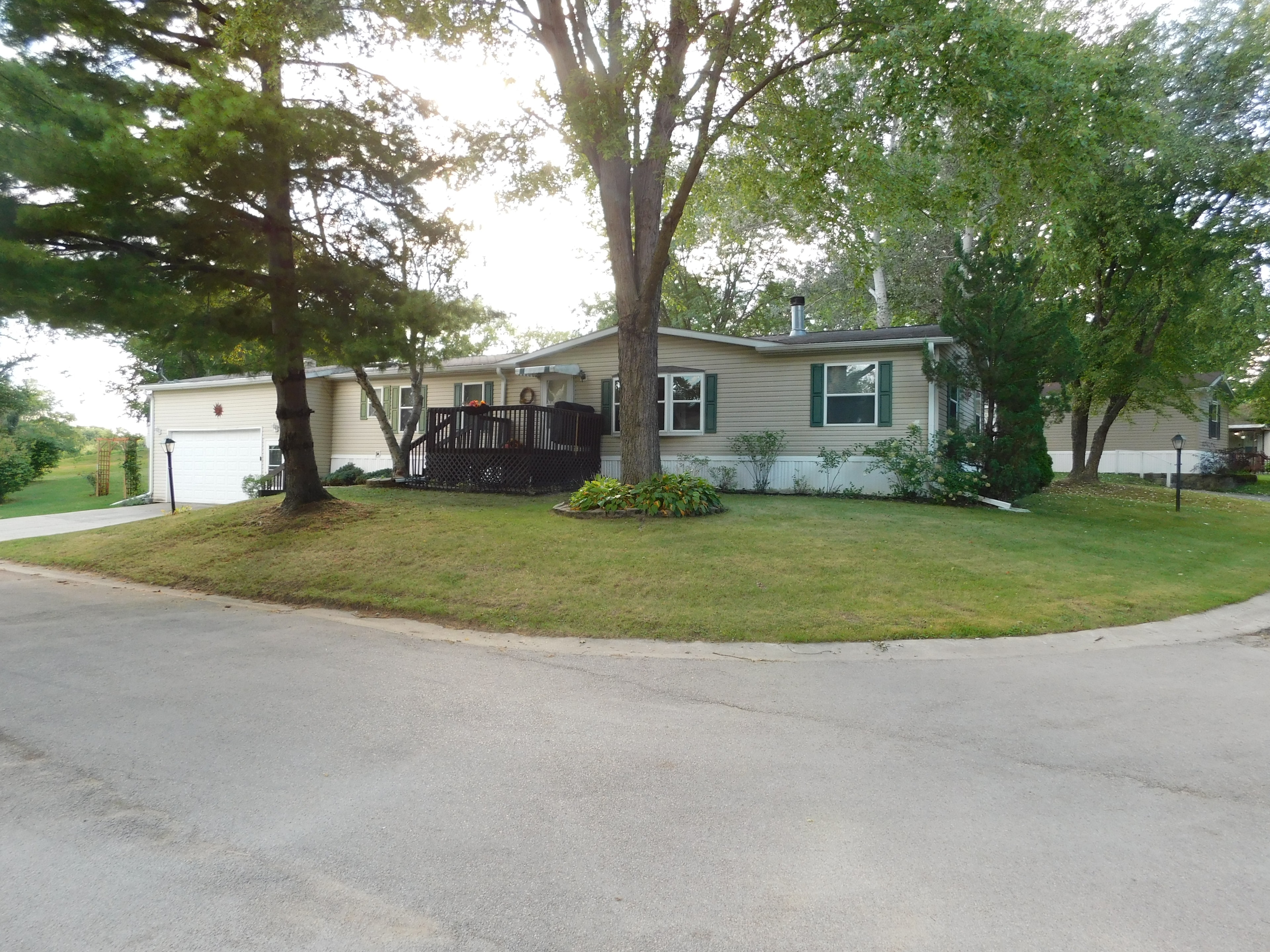 98 Fieldcrest Dr. — home for sale at Knollwood Estates
